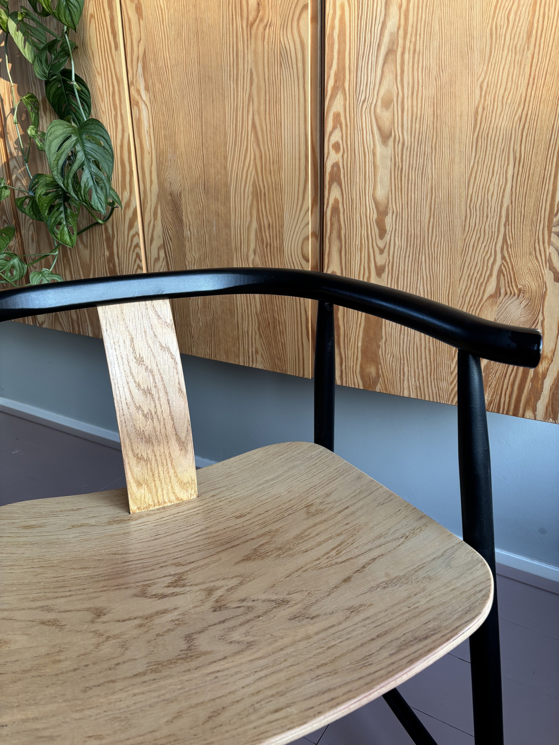 IKEA TRENDIG ダイニングチェア 黒 1脚 Limited Edition IKEA Trendig Chair | €80 | Whoppah