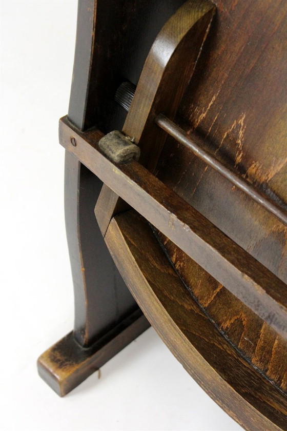 Image 1 of Fauteuil de cinéma vintage Ton (Thonet), tchèque des années 1940, siège de théâtre en bois