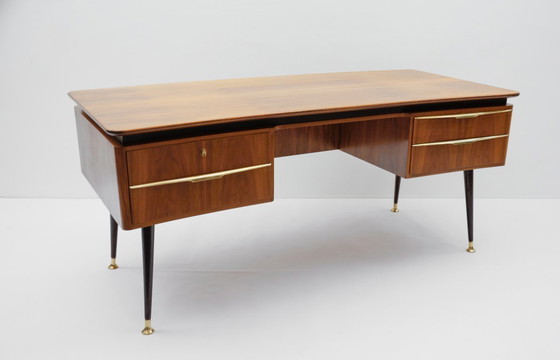 Image 1 of Grande scrivania con dettagli in ottone, Germania anni '50