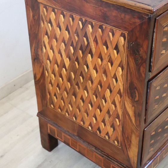 Elegante Antike Kommoden Aus Nussbaumholz Intarsien, Restauriert, Italien 18. Jahrhundert – Wood (photo 5 of 17)