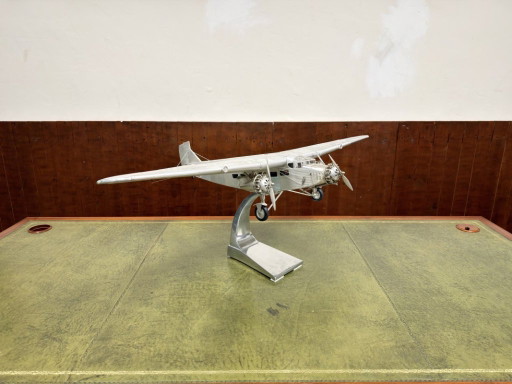 Authentic Models Ford Trimotor Modellino Aereo