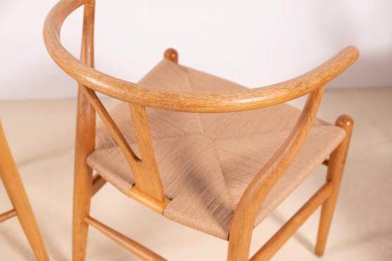 Image 1 of 4 sillas Wishbone de roble CH24 de Hans J. Wegner, década de 1980