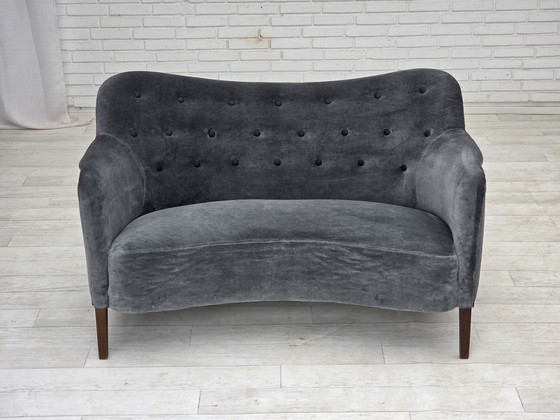 Image 1 of Jaren 1960, Deens ontwerp door Slagelse Møbelværk, sofa, model 185, opnieuw bekleed.