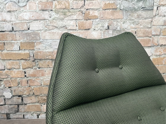 Image 1 of Artifort F511