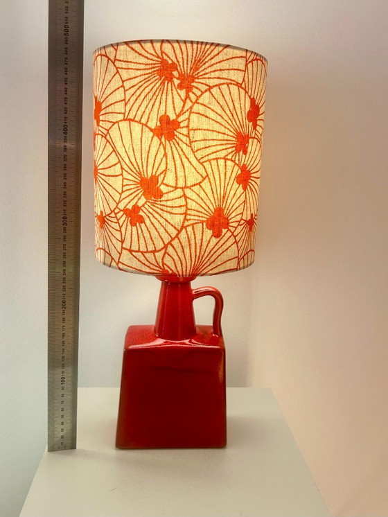 Image 1 of Außergewöhnliche Vasenlampe aus seltener Marei-Kaminvase – kabellose Akzentlampe mit japanischem Stoffschirm