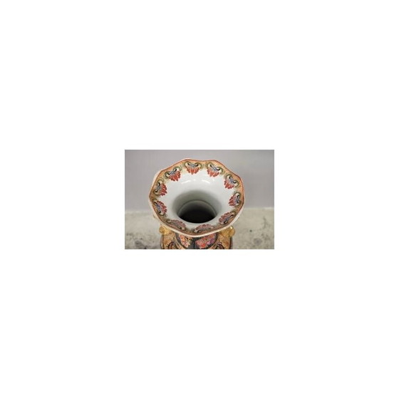 Image 1 of Vintage hand decorated vase in ceramic from Royal Satsuma, China 1960
