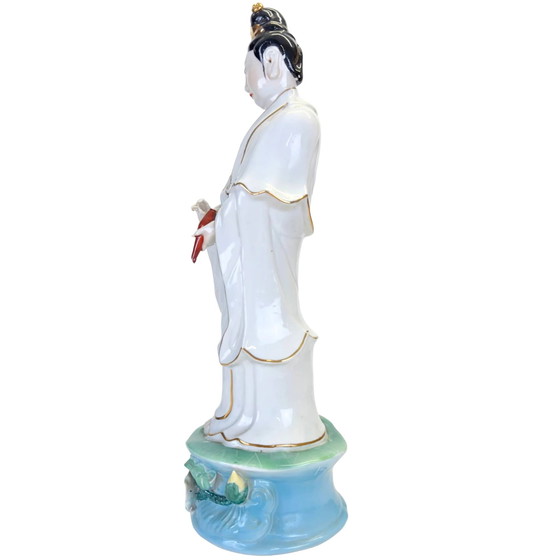 Grande statue de porcelaine Guan Yin style antique – 47 cm – Blanc et Or – Sculptures, Gold (photo 8 of 10)