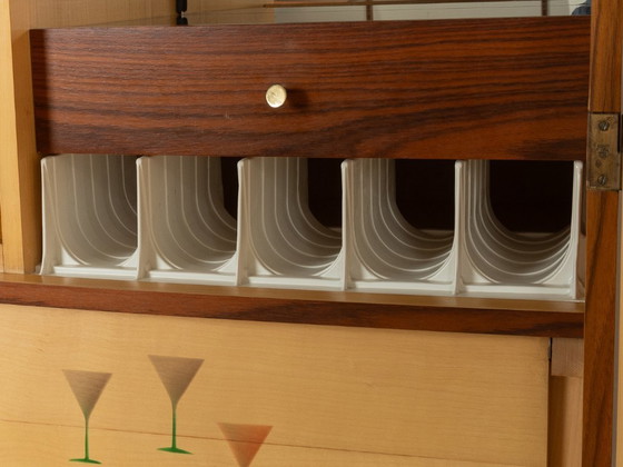 Image 1 of Huisbar, secretaire en andere accessoires uit de jaren 50 in mid-century stijl.