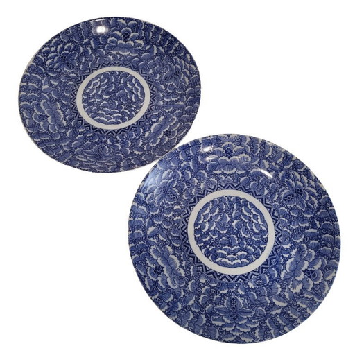 Coppia di piatti/vassoi in porcellana di Arita, XX secolo – Giappone