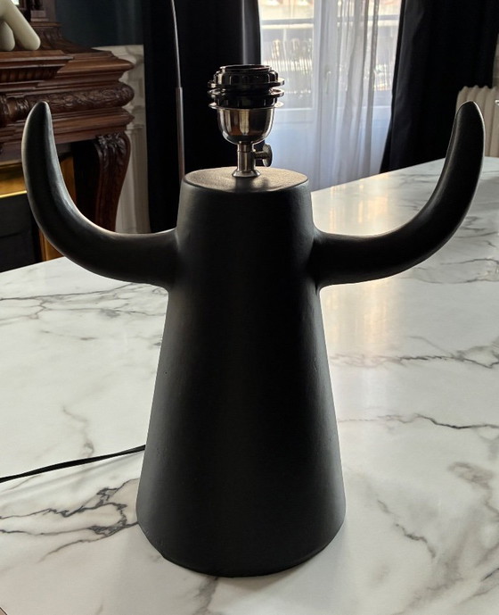 Image 1 of XL-Tischleuchte, mattschwarzes Terrakotta