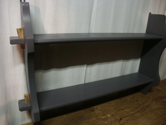 Estante de madera rediseñado en gris – Estanterías de pared, Metal, Vintage (photo 3 of 8)