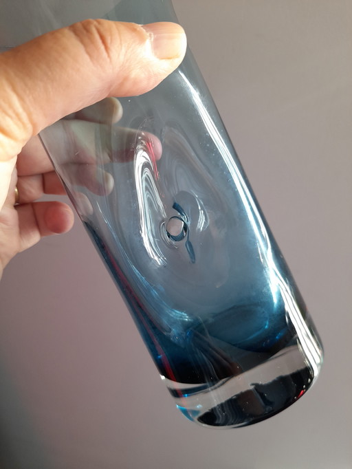 Scandinavische geblazen glazen vaas