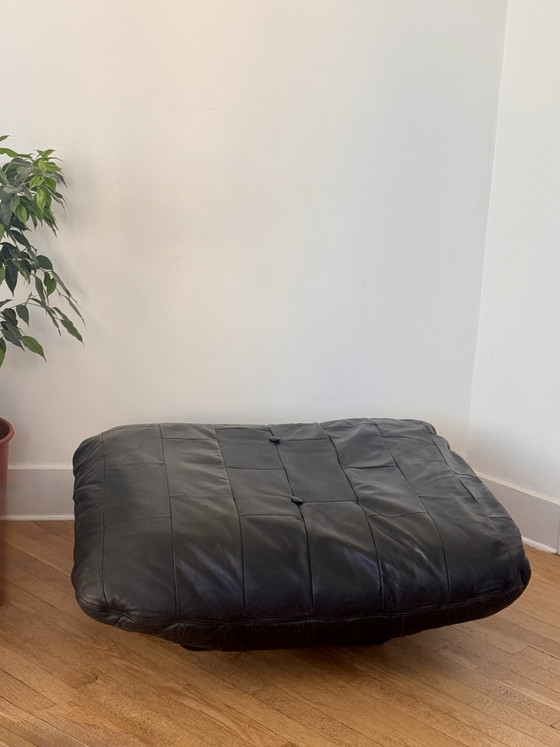 Pouf / Ottomana Vintage Ligne Roset Marsala - Pelle Nera – Leather (photo 2 of 13)