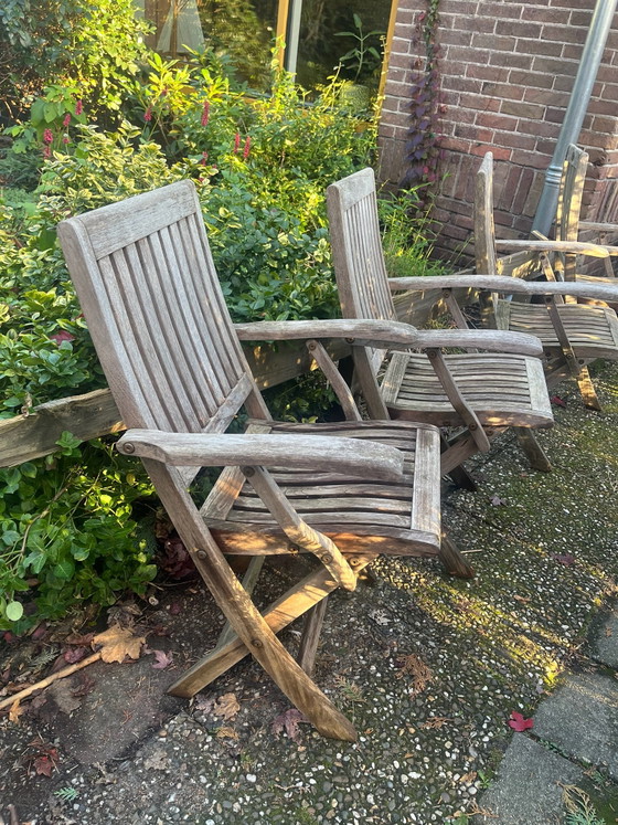 Set van 4 Hattersley houten tuinstoelen (photo 4 of 7)