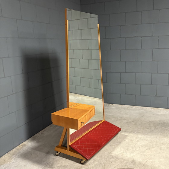 Image 1 of Specchio vintage su ruote – anni '60