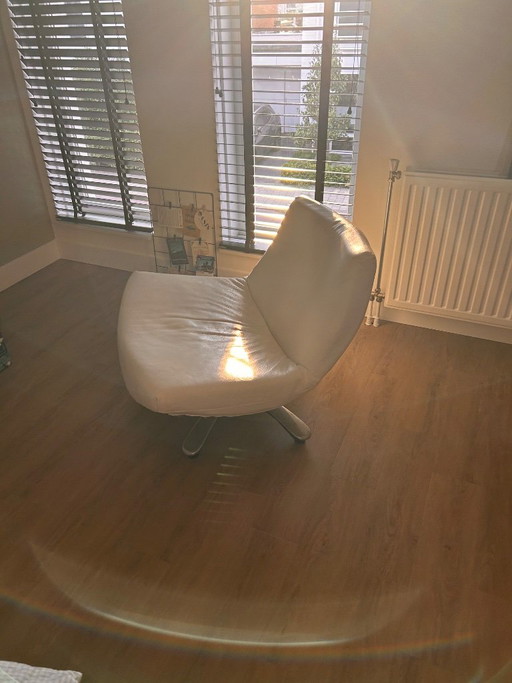Poltrona Design Girevole in Pelle Bianca – fauteuils, Leather, Metal (photo 2 of 5)