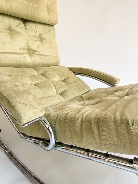 Image 1 of Vintage 1970s recliner with distinctive tubular steel construction