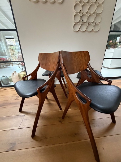 4 sillas Arne Hovmand Olsen