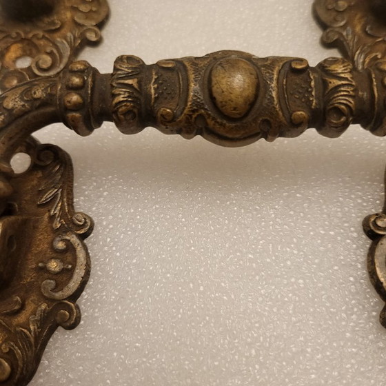 Image 1 of 2 poignées en bronze, Directoire, signé et numéroté 