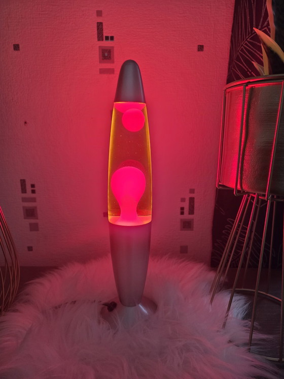 Image 1 of Hypnotic and soothing lava lamp