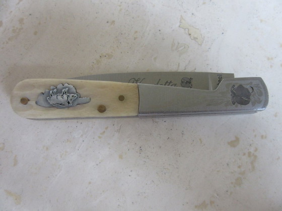 Image 1 of Vendetta Korsisches Taschenmesser, Klappmesser aus A20-Stahl und Knochen, mit Mohrenkopf- und Wildschweinmotiven, Vintage