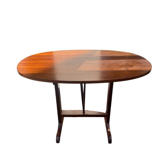 Image 1 of Tavolo pieghevole francese d'epoca - Mogano ovale - 1970-1990 circa - Struttura scultorea a V