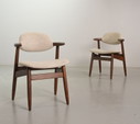 Vintage Design Authentieke Koehoorn Tijsseling Eetkamerstoelen met Grijs-Witte Wollen Stof van Hulmefa, Set van 2