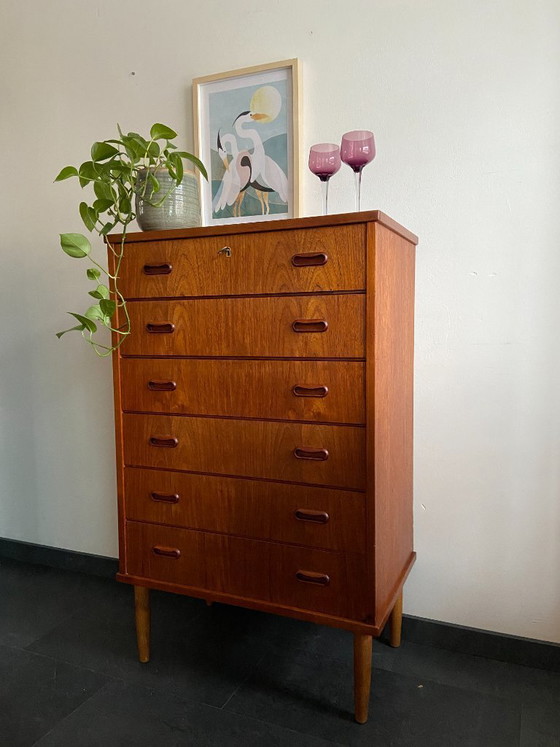 Image 1 of Vintage chest of drawers with 6 drawers