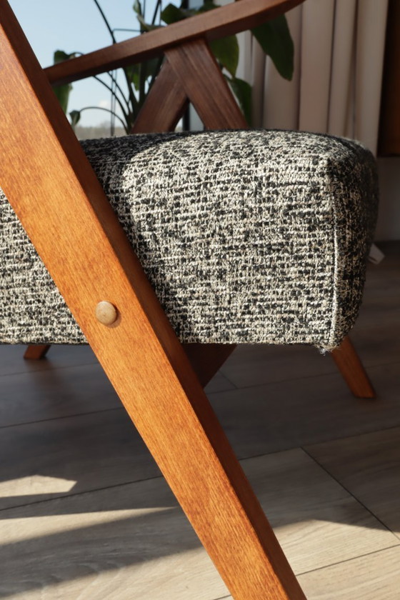 Image 1 of Loungestoel zwart granola mid-century modern design