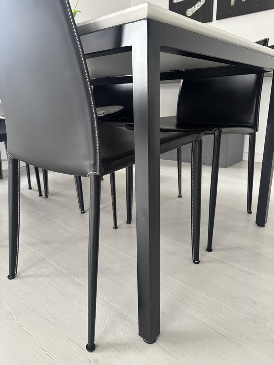 Image 1 of Table à manger Metaform avec 6 chaises en cuir