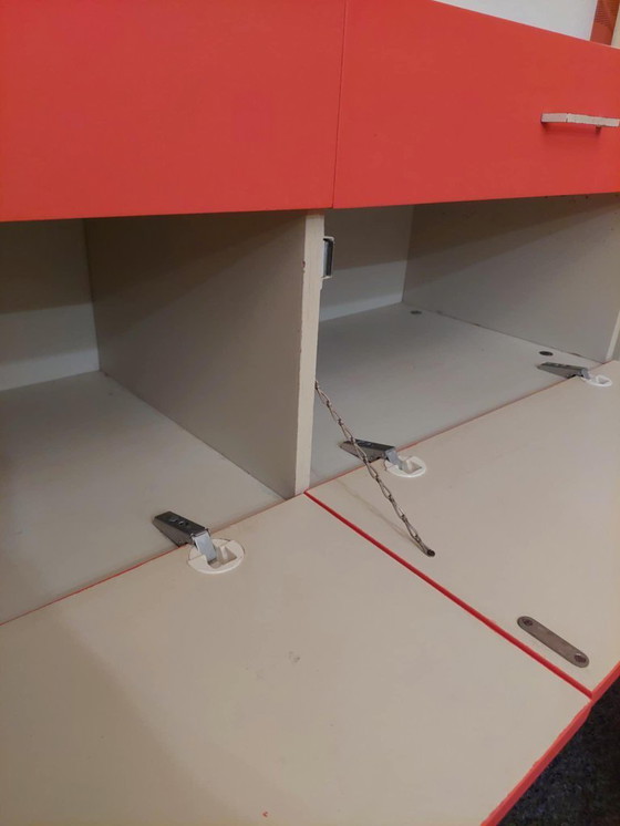 Image 1 of Cassettiera/mobiletto basso arancione vintage, anni '70