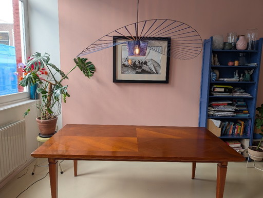 Prachtige houten uitschuifbare tafel voor 12 personen