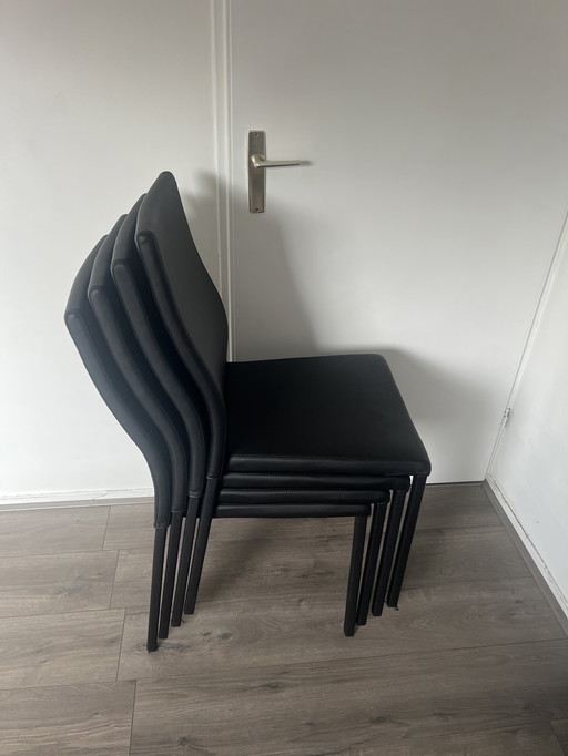 4 stapelbare Goossens stoelen