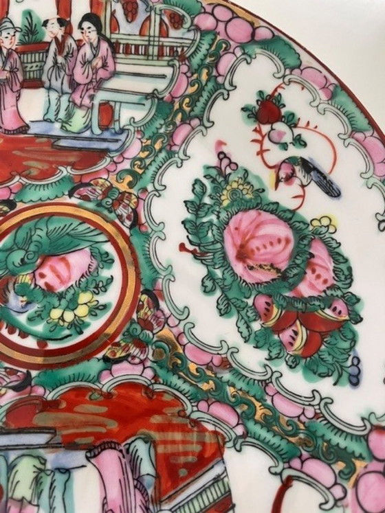 Plato decorativo de porcelana china antigua con medallón de rosa – Loza, Porcelain (photo 3 of 8)