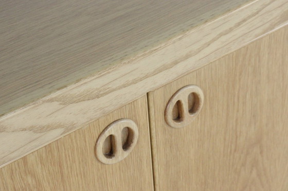 Image 1 of Credenza compatta in rovere Vintege