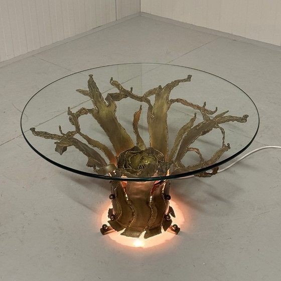 Image 1 of Table basse brutaliste illuminée en laiton foncé, années 1960