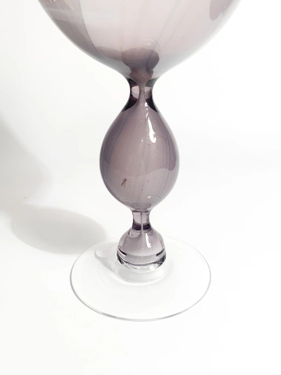 Calice in vetro soffiato viola a forma di clessidra di Kosta Edenfalk, anni '90, Oggetti decorativi (foto 6 di 10)