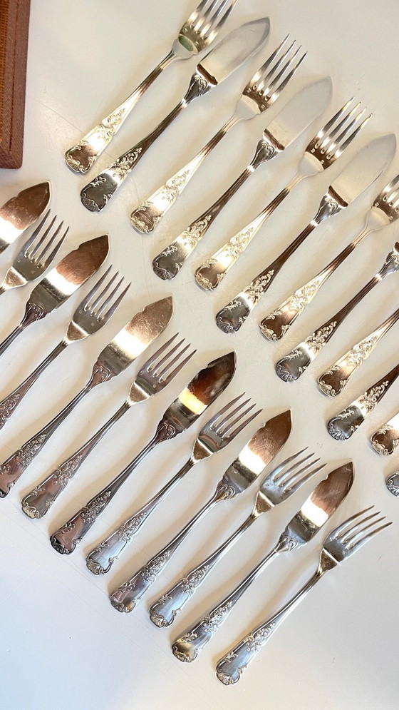 Image 1 of 12 Fourchettes 12 Couteaux à Poisson PLATIL Métal Argenté 
