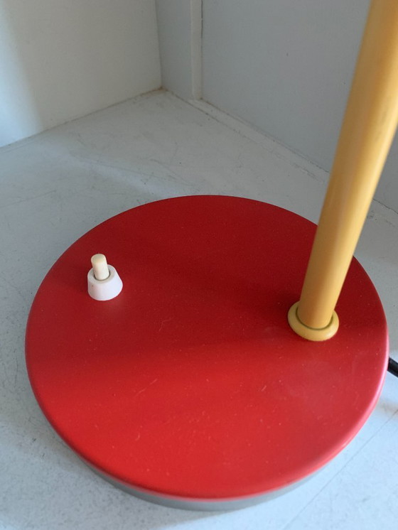 Image 1 of Lampe de bureau vintage rouge et jaune des années 80 (danoise)