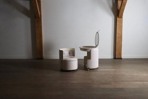 Dilly Dally Vanity by Luigi Massoni, Poltrona Frau, Italy 1968