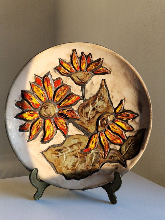 Image 1 of Wall plate.Floral decoration.Ruscha.Germany