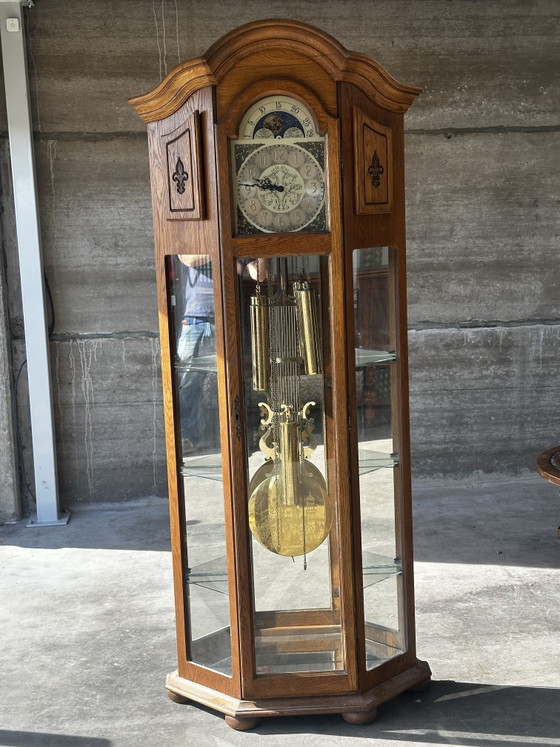Grote eikenhouten staande klok met slagwerk en maanfase-indicator – Klokken, Wood, Brass (photo 2 of 15)