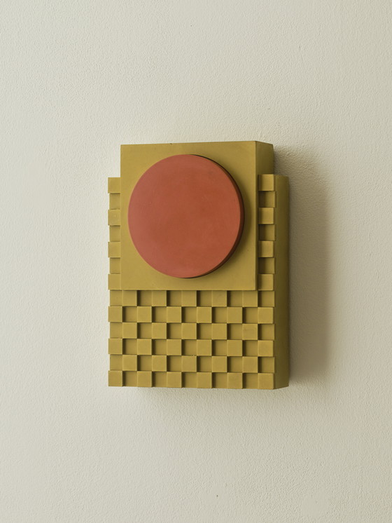 Image 1 of Brutalistisch wandobject