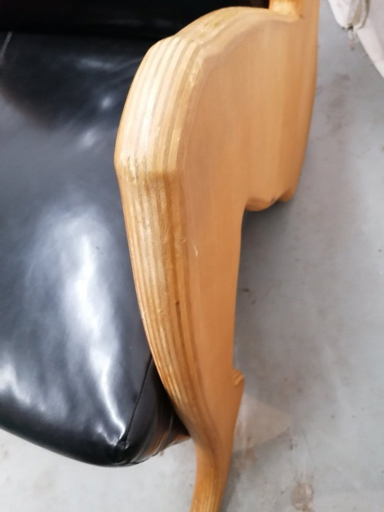 Image 1 of Deux fauteuils Pop Art, en forme d'homme et de femme, années 1970/80