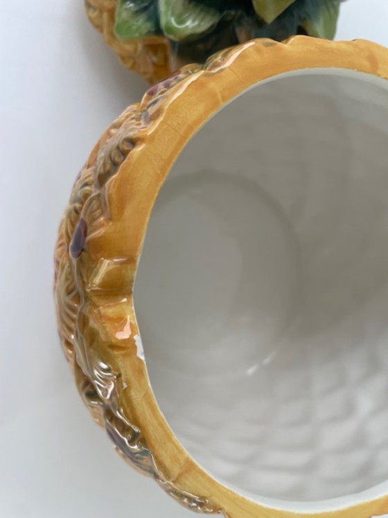 Image 1 of Keramieken ananas voorraadpot gekleurd 21 cm