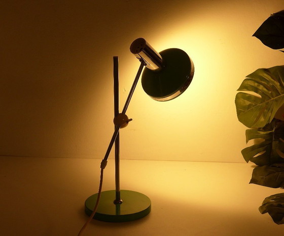 Image 1 of Lampada da tavolo vintage, lampada UFO dell'era spaziale, anni '60/'70, lampada da ufficio verde