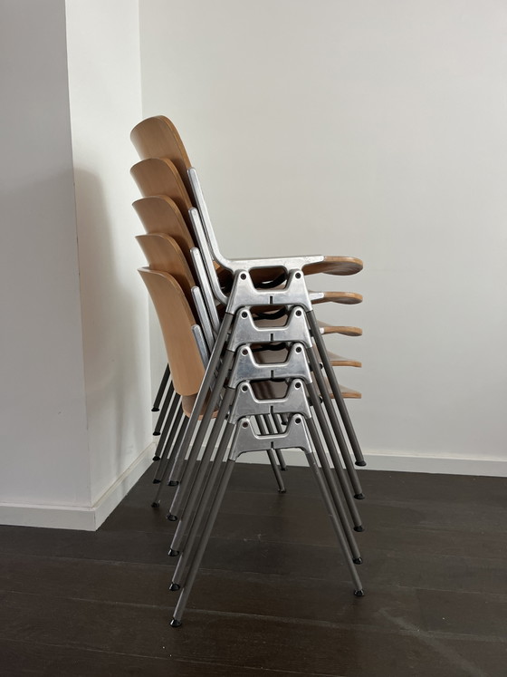Image 1 of Set of 5 stackable Castelli DSC 106 chairs (design Giancarlo Piretti)