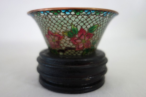 Image 1 of Pair of vintage plique-à-jour cloisonné enamel bowls, China
