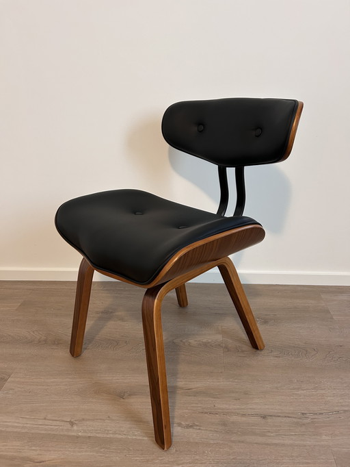 1X Dutchbone Blackwood Walnut Chair