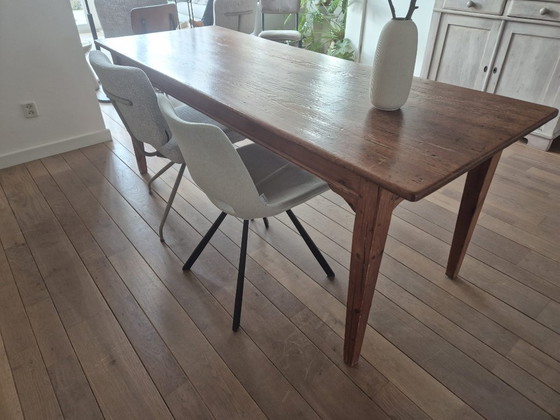 Image 1 of Handgemaakte vintage tafel van oude kaasplanken